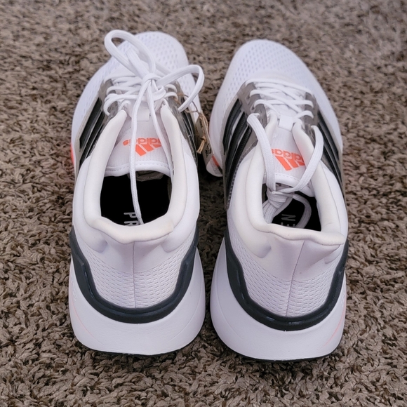 Adidas EQ21 RUN - Picture 3 of 6